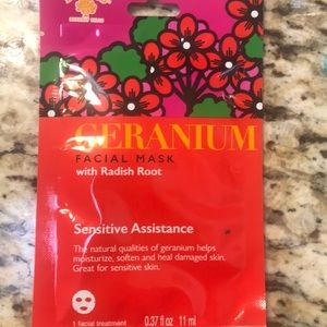 Radish toot face mask